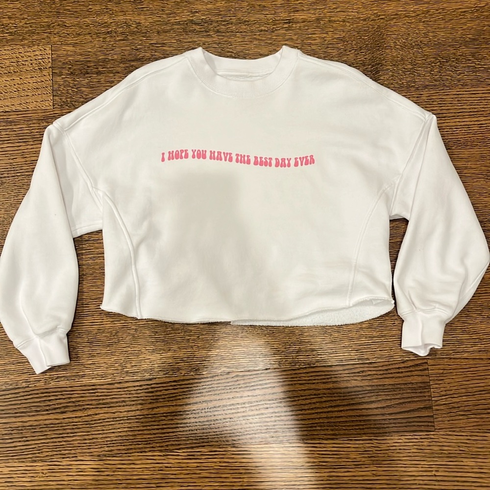 abercrombie customized white cropped crew neck